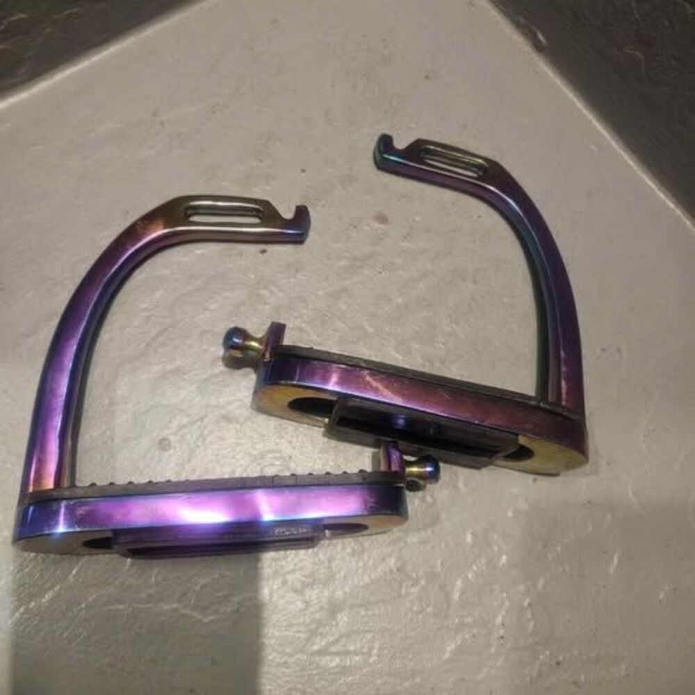 Metal Rainbow English Equestrian Stirrups